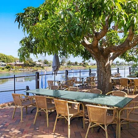 The Old Bank Gladstone Licensed Restaurant & Boutique Accommodation Hat Head 外观 照片