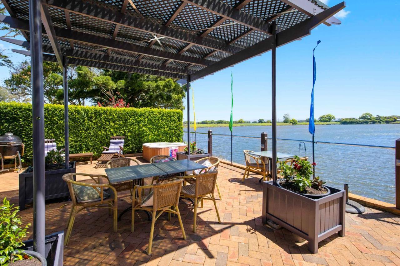 The Old Bank Gladstone Licensed Restaurant & Boutique Accommodation Hat Head 外观 照片